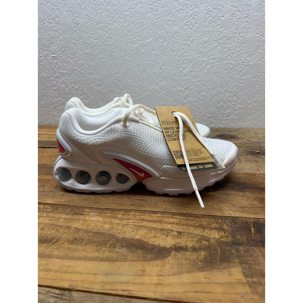Nike Air Max Dn Sail White Hyper Pink Women Athletic Shoes FJ3145-103 Size 6 - Picture 2 of 8